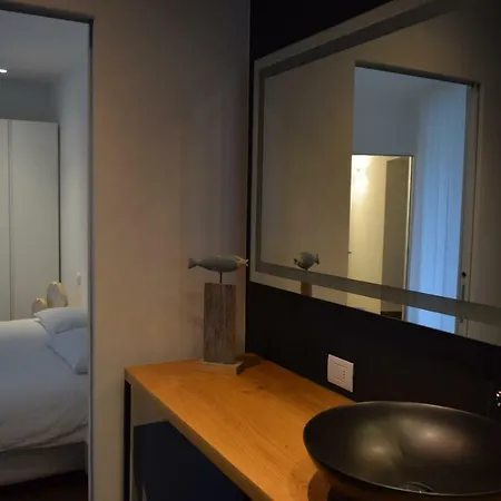Alcova Apartment